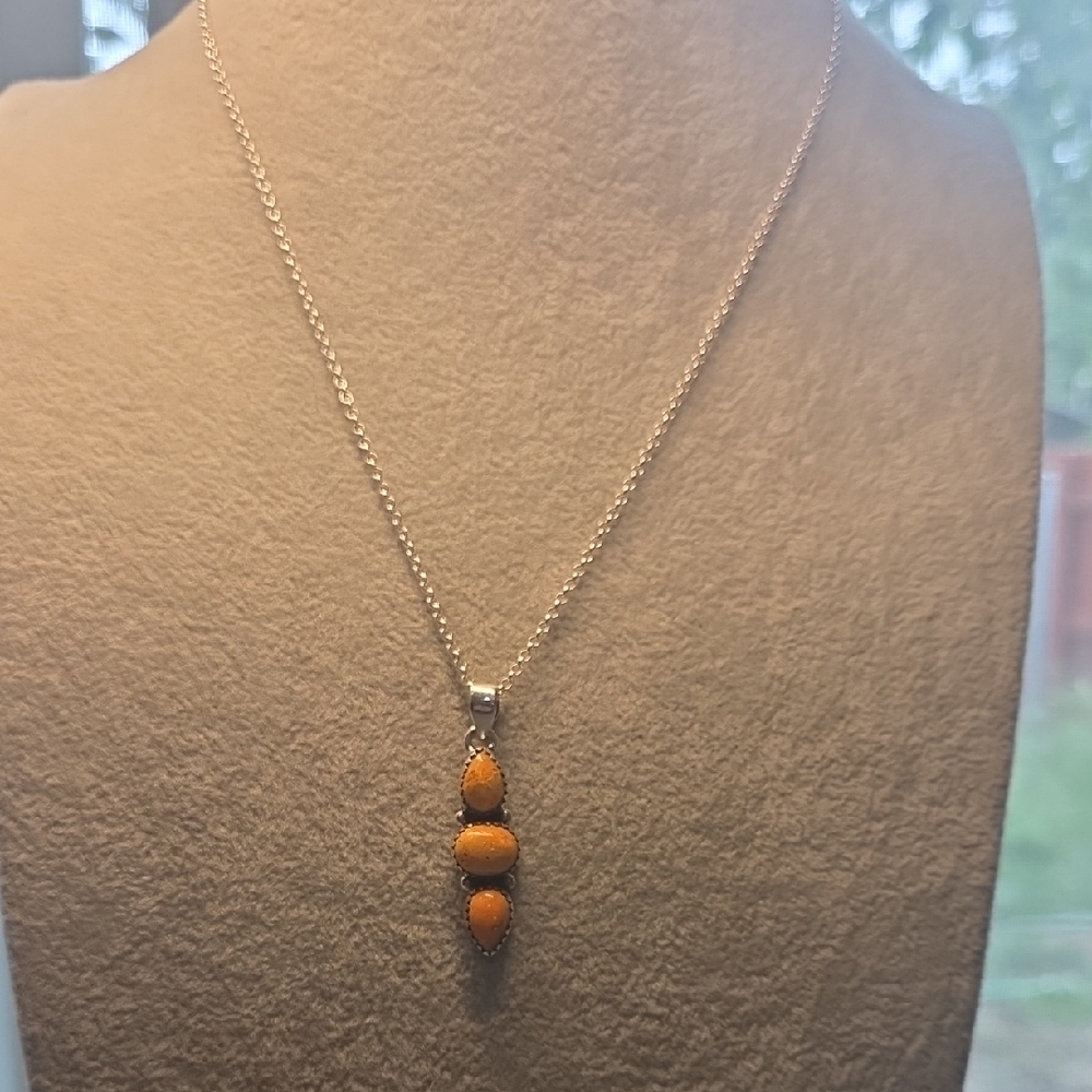 Elegant Orange Pendant Necklace